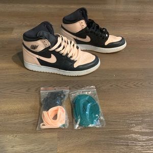 Jordan 1 Retro High GS Boys Crimson Tint